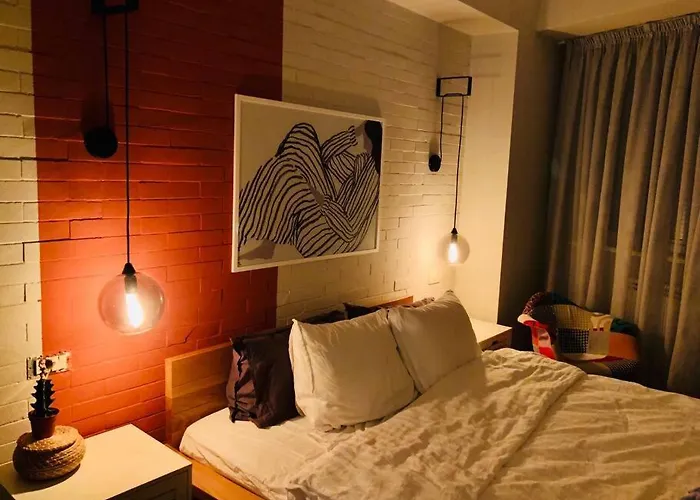 Kristina\'S Cozy Designer Apartment
