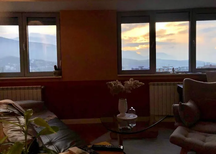 Kristina\'S Cozy Designer Apartment