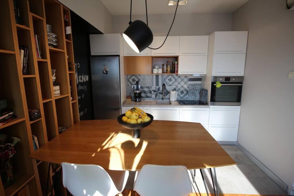 Kristina's Cozy Designer Appartement Skopje